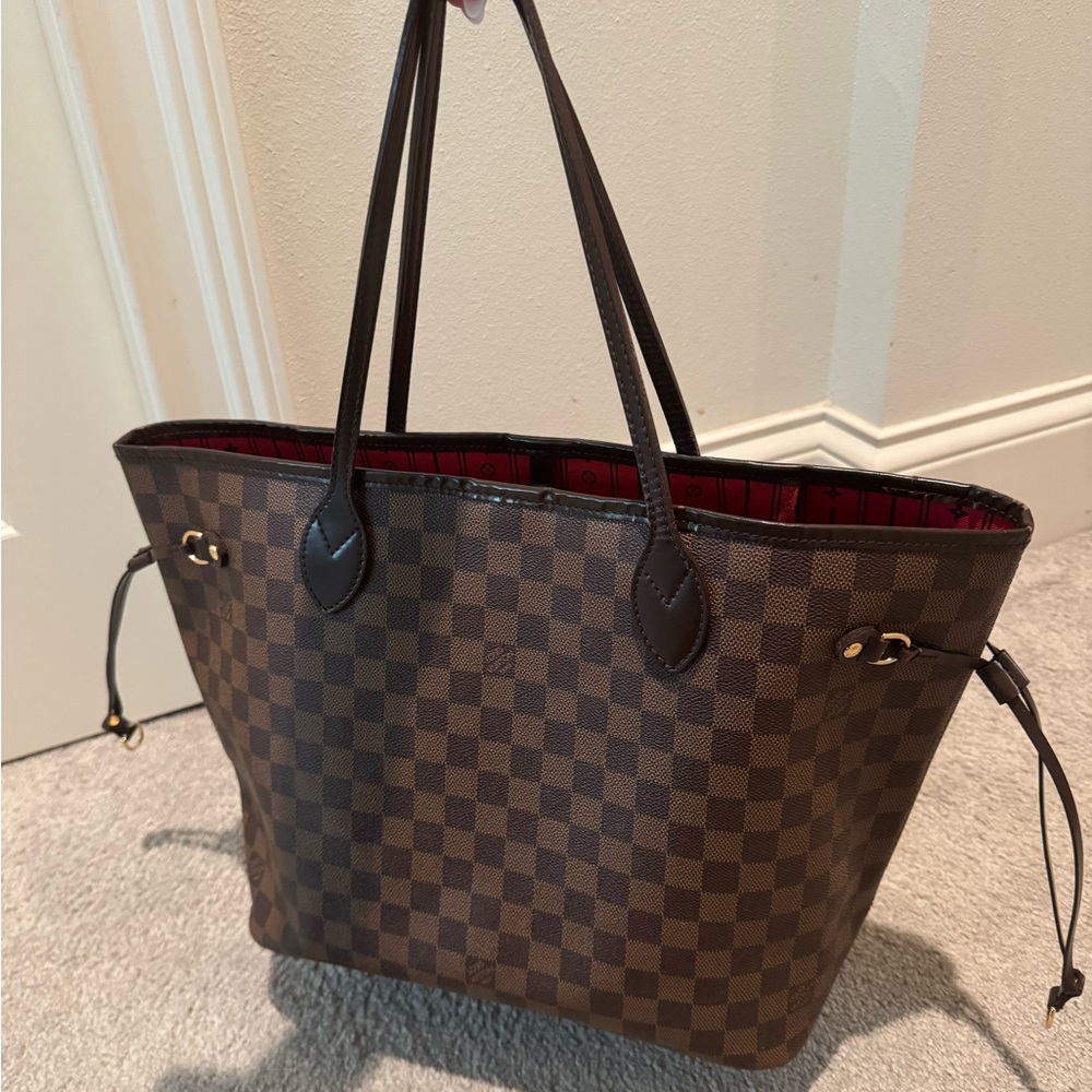 Louis Vuitton Neverfull MM